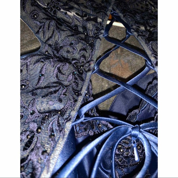 STUNNING Navy Blue Two-Piece Prom Dress - Classy! - Picture 6 of 7